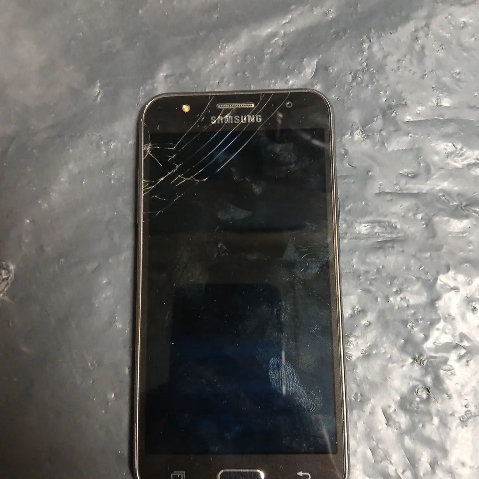 SAMSUNG GALAXY SMARTPHONE – BLACK – CRACKED SCREEN - MODEL UNSPECIFIED