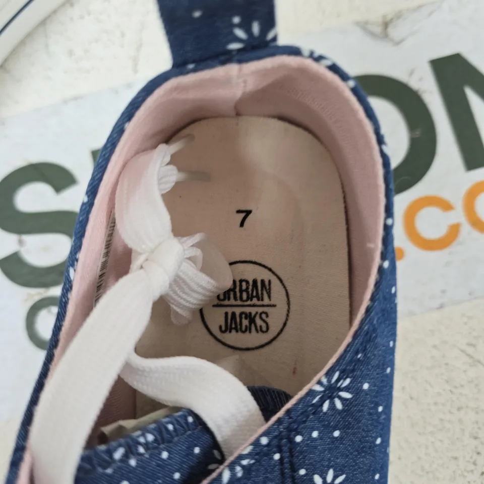 URBAN JACKS ' DENIM FLORAL PRINT SNEAKERS – UK 7