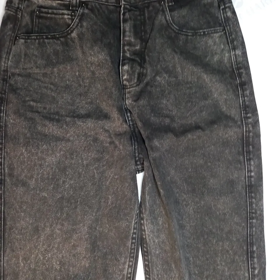 FIRETRAP MOM JEANS IN BLACK WASH SIZE 12R