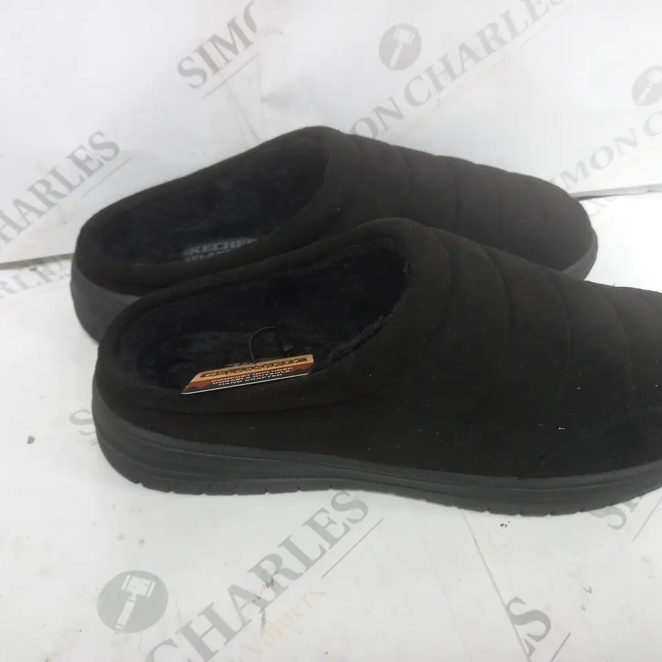 SKETCHERS MURETTE SLIPPER BLACK WITH LUXE FOAM BLACK SIZE 8