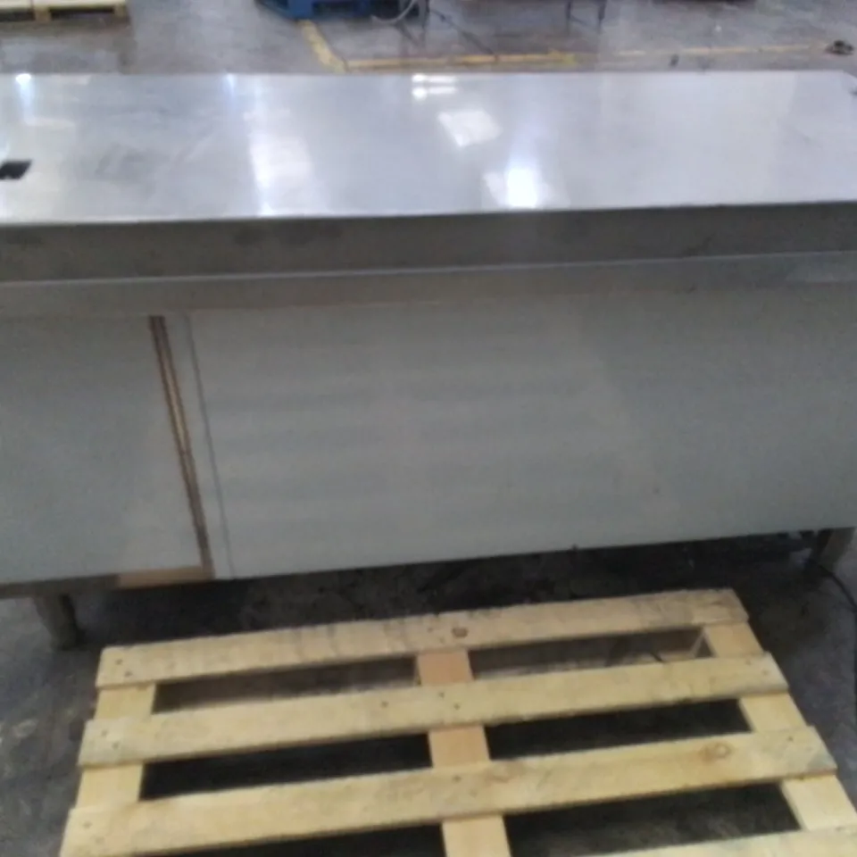 COMMERCIAL REFRIGERATED FOOD PREP STATION 