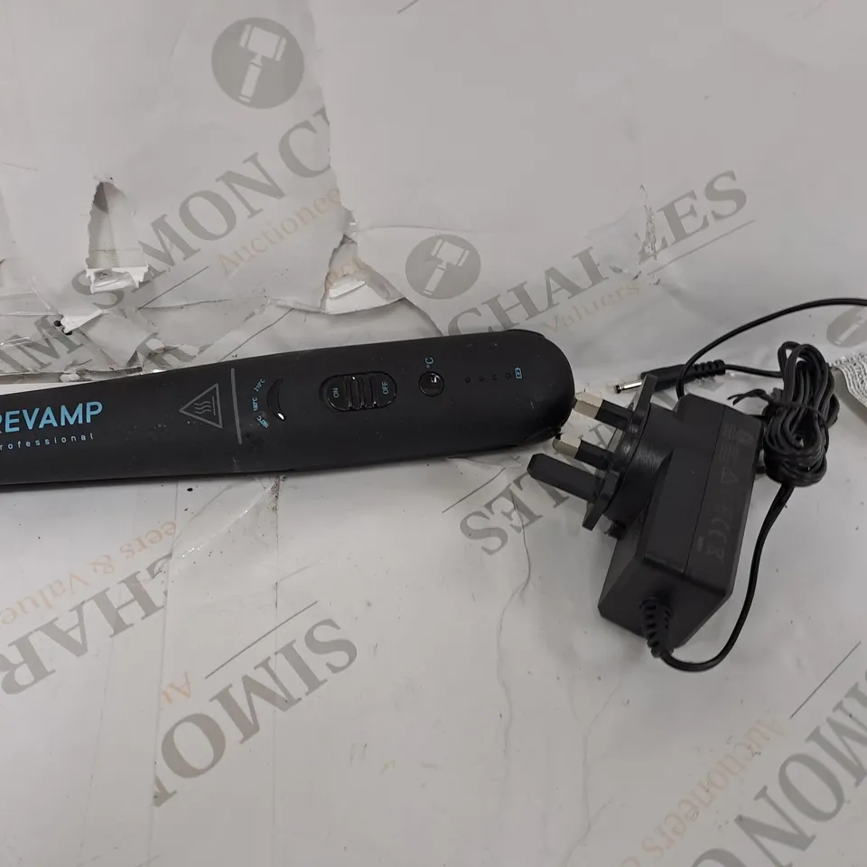 PROGLOSS LIBERATE CORDLESS CERAMIC STRAIGHTENER RRP £99.99