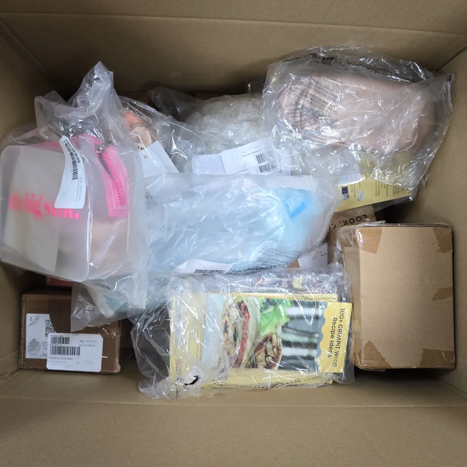 APPROXIMATELY 20 ASSORTED ITEMS TO INCLUDE CRIMPIT, LOCKNLOCK LUNCH BOX, BIG SILK TURBAN, ETC - COLLECTION ONLY