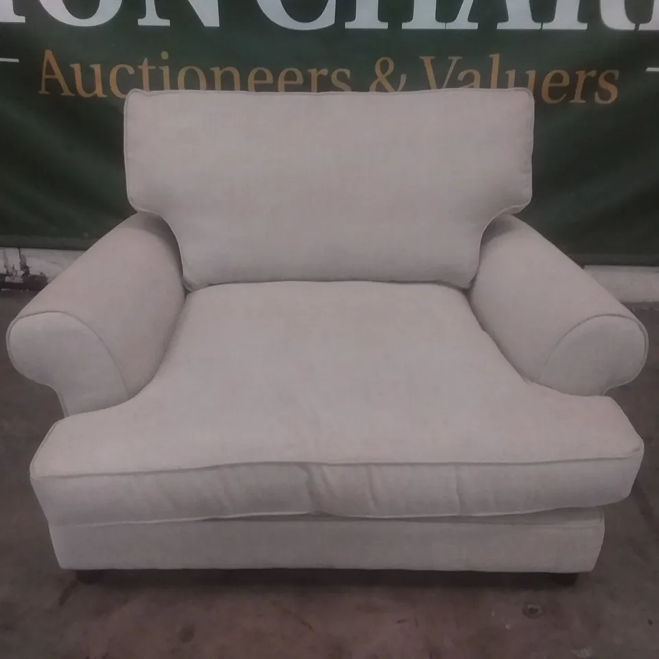 QUALITY BRITISH DESIGNER LOUNGE CO. ARMCHAIR 