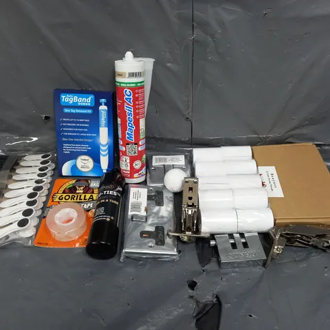 BOX OF ASSORTED HOUSEHOLD ITEMS TO INCLUDE PEGS, GORILLA TAPE AND HINGES