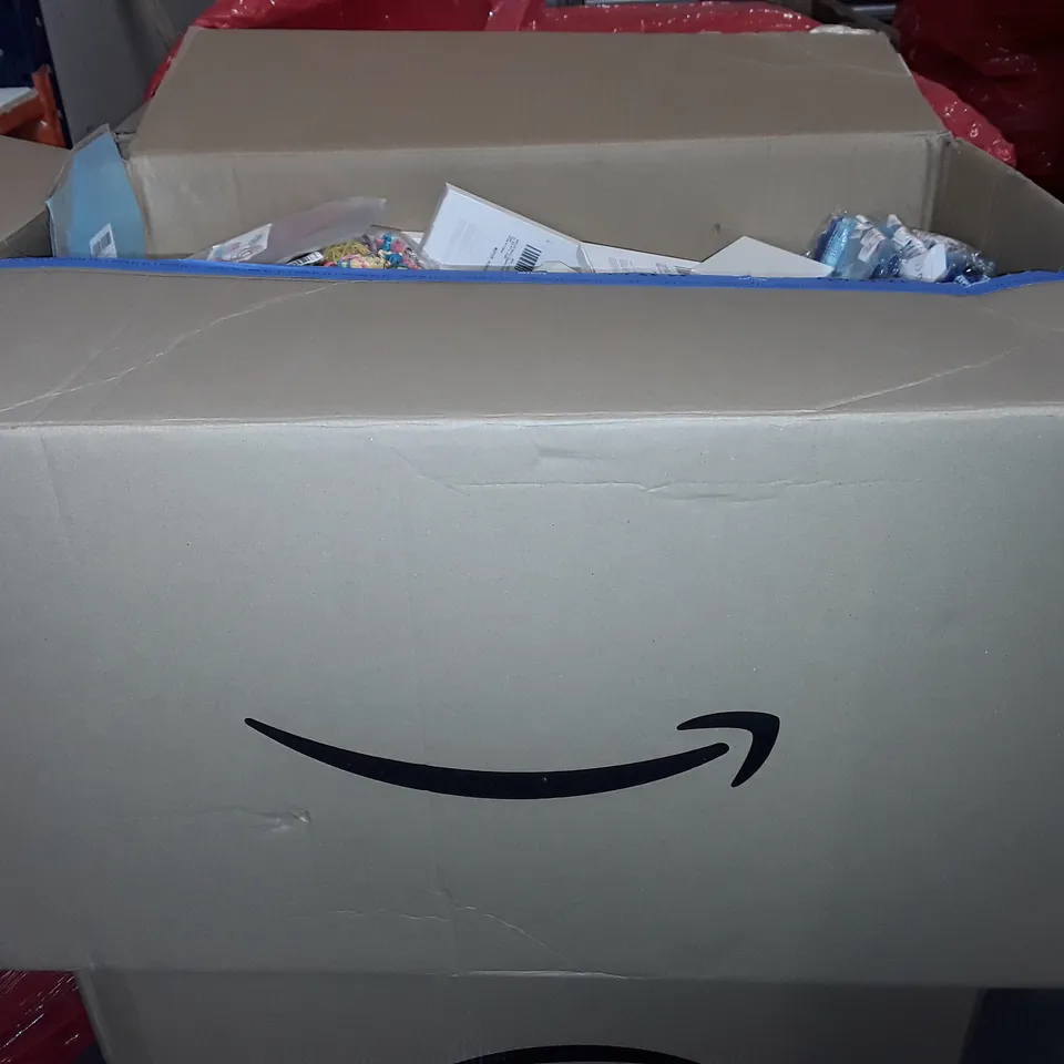 LARGE QUANTITY OF ASSORTED HOUSEHOLD ITEMS TO INCLUDE HEAVY DUTY WORK GLOVES, 5-PIECE HAIR DYE APPLICATOR SETS, BTW GRILL BRUSH AND NUMBER BALLOONS 