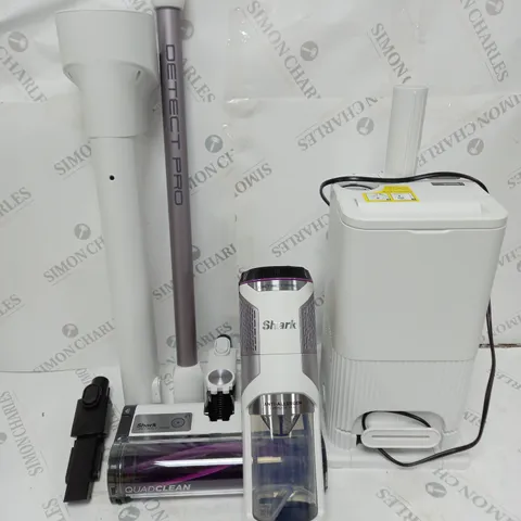 BOXED SHARK DETECT PRO 1.3L AUTO EMPTY VACUUM CLEANER IW3510UK