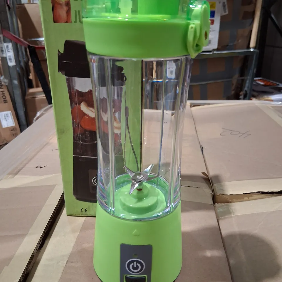 TWENTY BRAND NEW BOXED ROHS SQUEEZED JUICE CUP PORTABLE BLENDERS