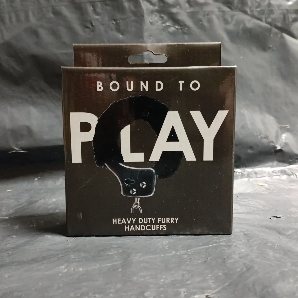 BOXED BOUND TO PLAY HEAVY DUTY FURRY HANDCUFFS