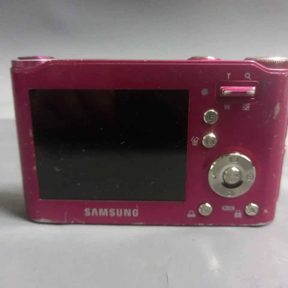 SAMSUNG NV4 CAMERA