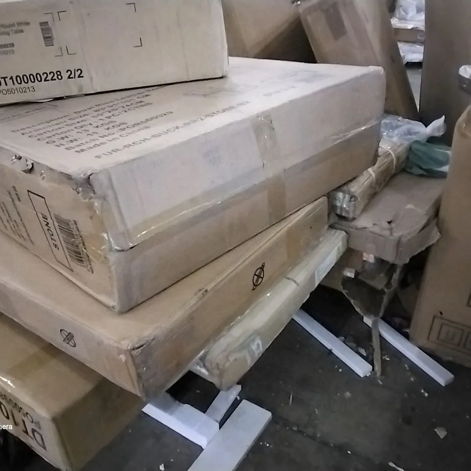PALET OF BOXED FURNITURE INCLUDING,  RECLINER,  ROUND DINING TABLE , GARDEN UMBRELLA, OAK FRAME 