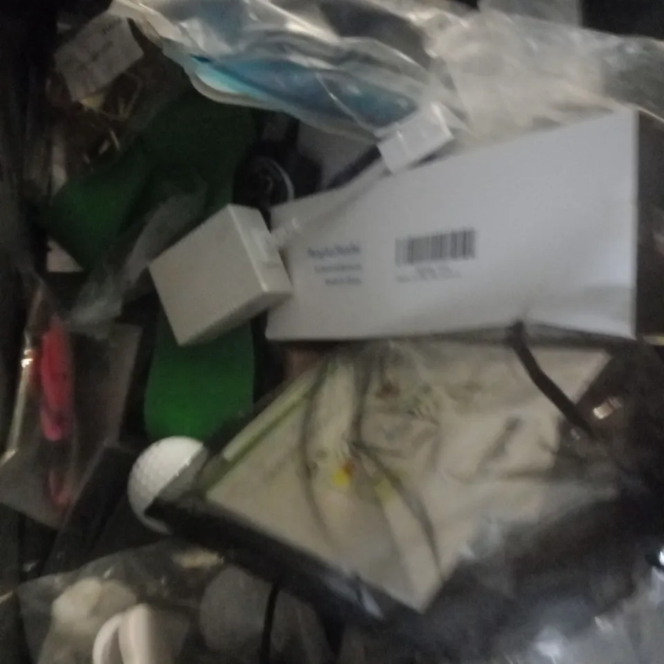 BOX OF APPROX 15 ASSORTED HOUSEHOLD ITEMS TO INCLUDE FIBER TWEEZERS, VIRGIN MEDIA TV REMOTE, GOLF BALLS, ETC