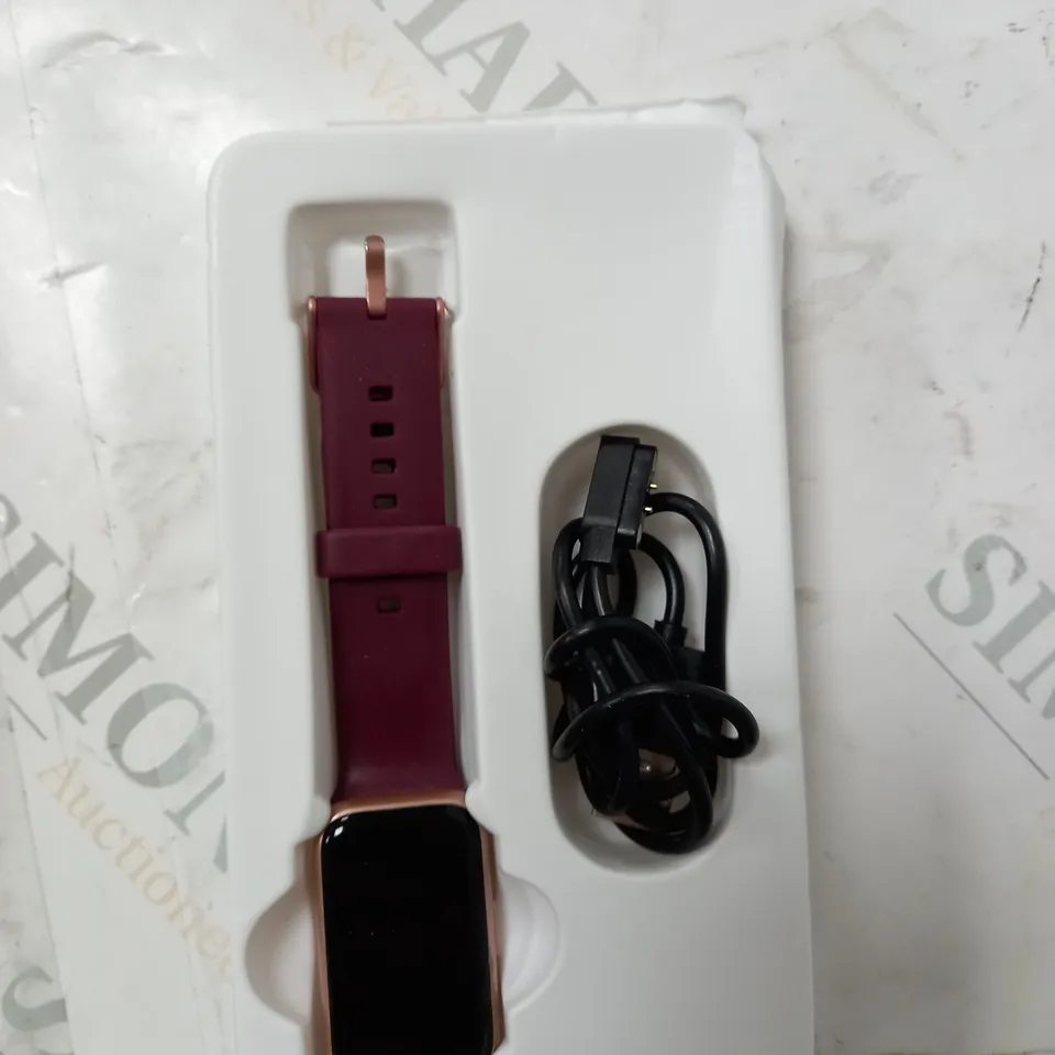 SPORT SMART WATCH - PURPLE STRAP