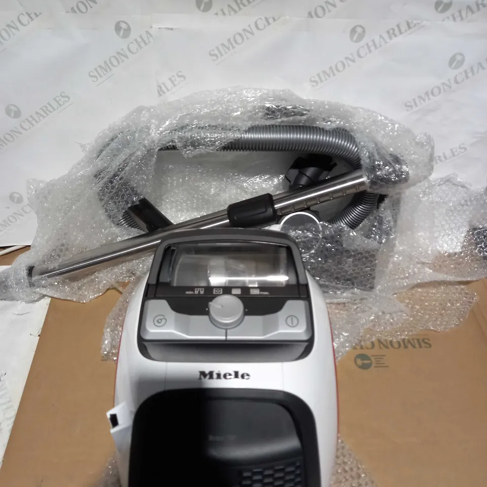 MIELE BOOST CX1 VACUUM CLEANER 