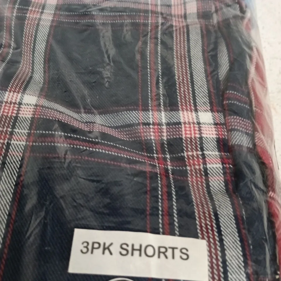 NORTH EAST 3-PACK SHORTS – PLAID – XL