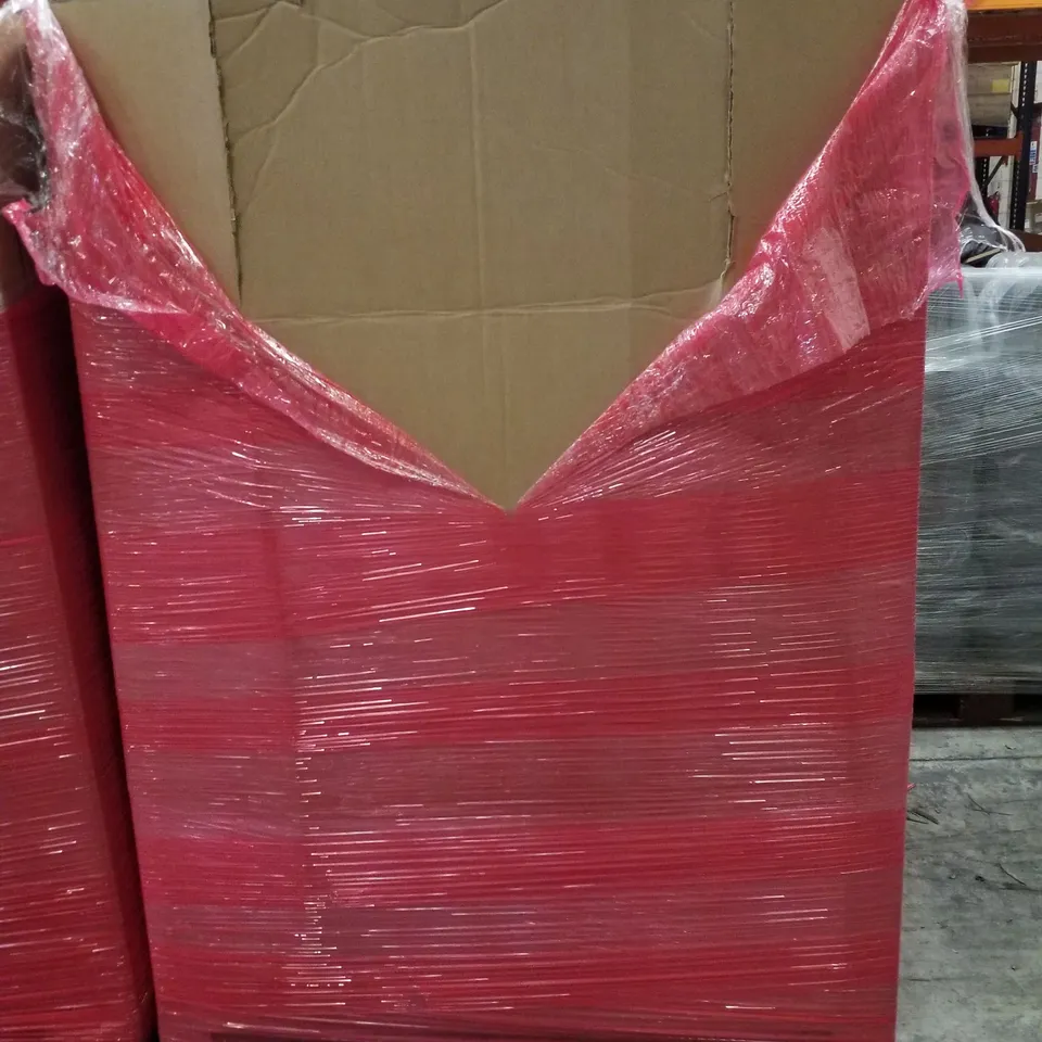 PALLET CONTAINING ASSORTED PRODUCTS INCLUDING TOILET SEAT, ECOHEATER, KEVLAR CORD BELT & ROLLER BLIND