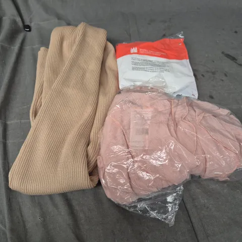 APPROXIMATELY 25 ASSORTED CLOTHING AND FASHION PRODUCTS IN VARIOUS STYLES AND SIZES - COLLECTION ONLY