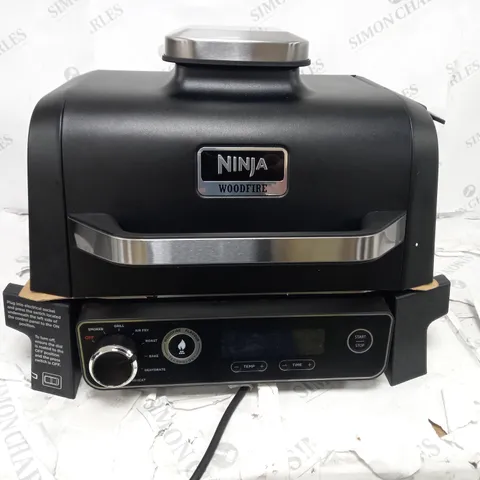 BOXED NINJA WOODFIRE ELECTRIC BBQ GRILL & SMOKER OG701UKQ