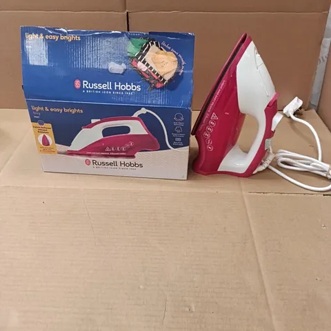 RUSSELL HOBBS LIGHT & EASY IRON BRIGHTS 26480 - BERRY