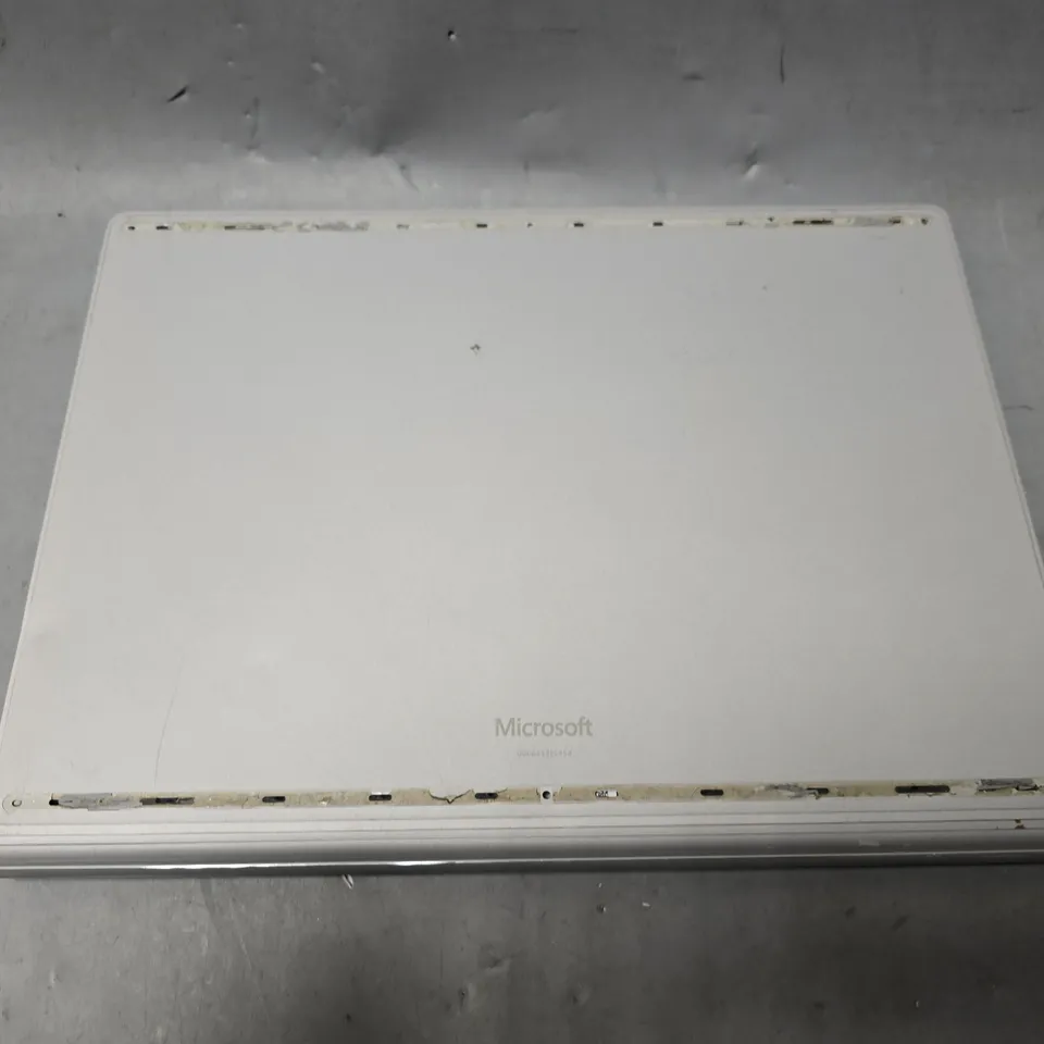 MICROSOFT SURFACE BOOK 3 