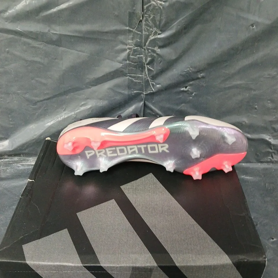 BOXED PAIR OF ADIDAS PREDATOR PRO FG UK 8.5 