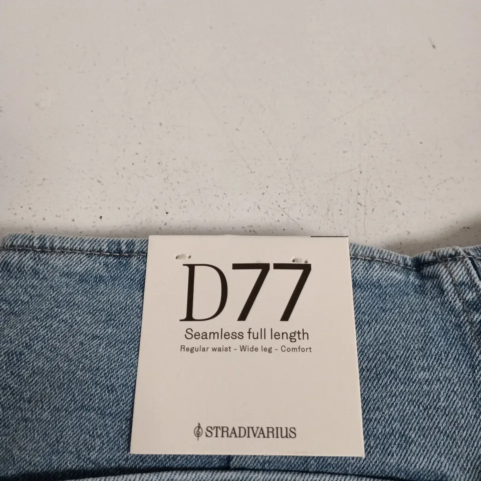 STRADIVARIUS D77 JEANS – SEAMLESS FULL LENGTH, UK 10 (US 6, EU 38)