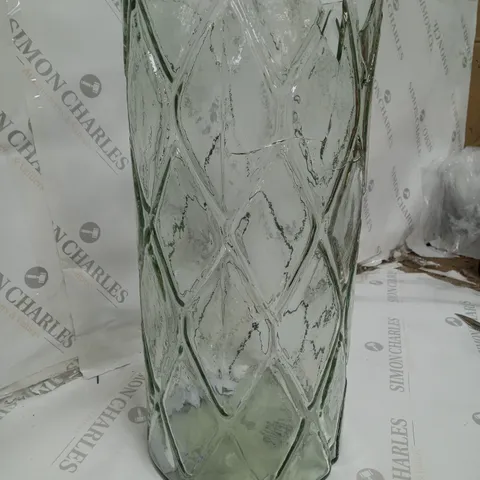 BUNDLEBERRY BY AMANDA HOLDEN CUT GLASS HURRICANE VASE