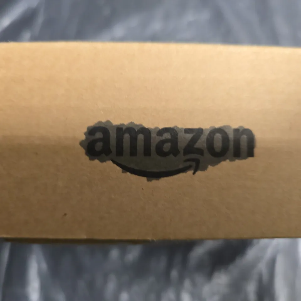 AMAZON KINDLE E-READER - BOXED -  MODEL UNSPECIFIED 