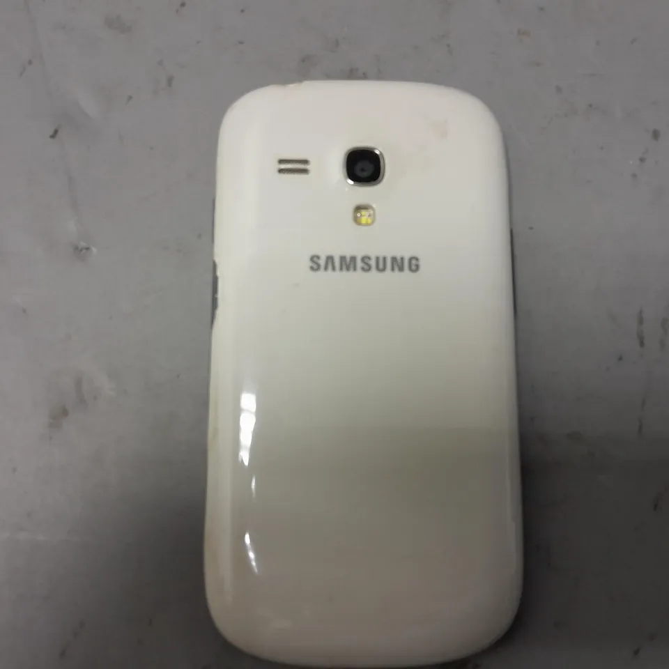 SAMSUNG GT-I8190