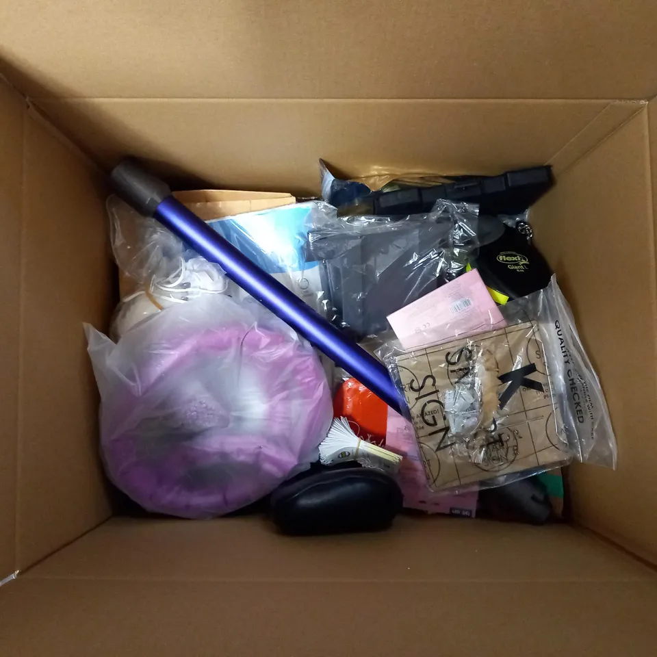 lot of assorted items which include dog harness, seasonal crackers, multifoil insulation 
