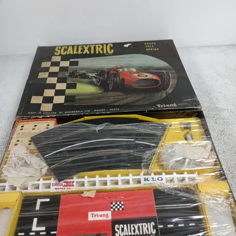 SCALEXTRIC SLOT CAR RACING SET – TRI-ANG, BOXED WITH INSTRUCTION MANUAL