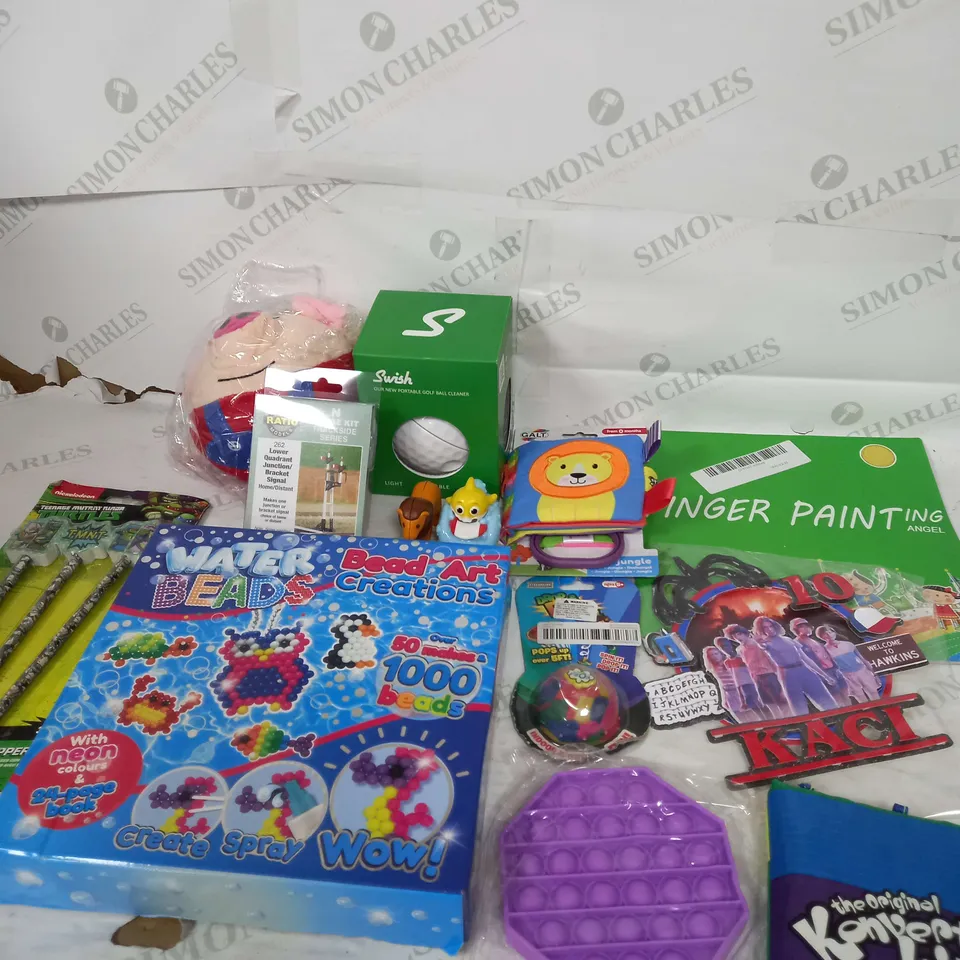 LARGE BOX OF ASSORTED TOYS AND GAMES TO INCLUDE TEDDIES, WATER BEADS AND BABY TOYS