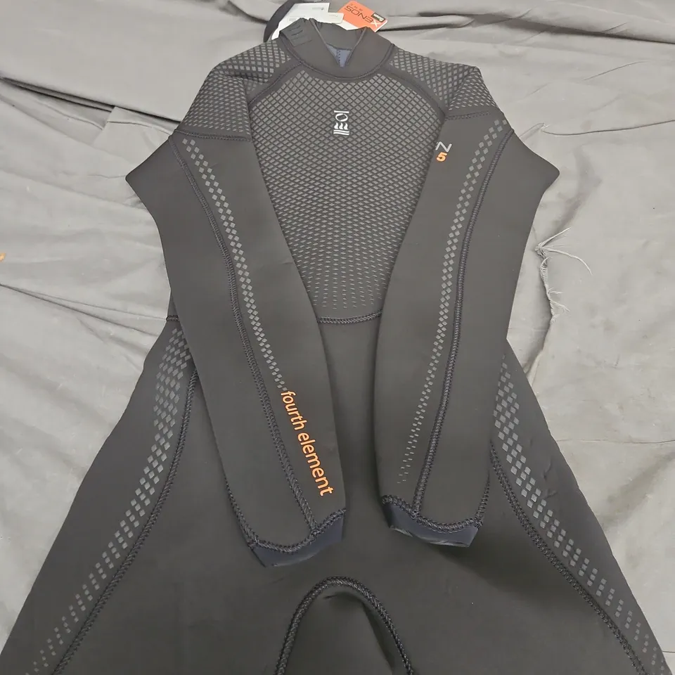 FOURTH ELEMENT XENOS ARC 5MM WOMEN’S WETSUIT – BLACK, SMALL