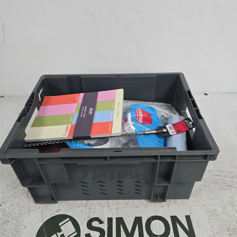APPROXIMATELY 20 ASSORTED ITEMS INCLUDING SIDAX FLAT PACKERS, MCALPINE EURO CONNECTOR AND A METAL CONTAINER