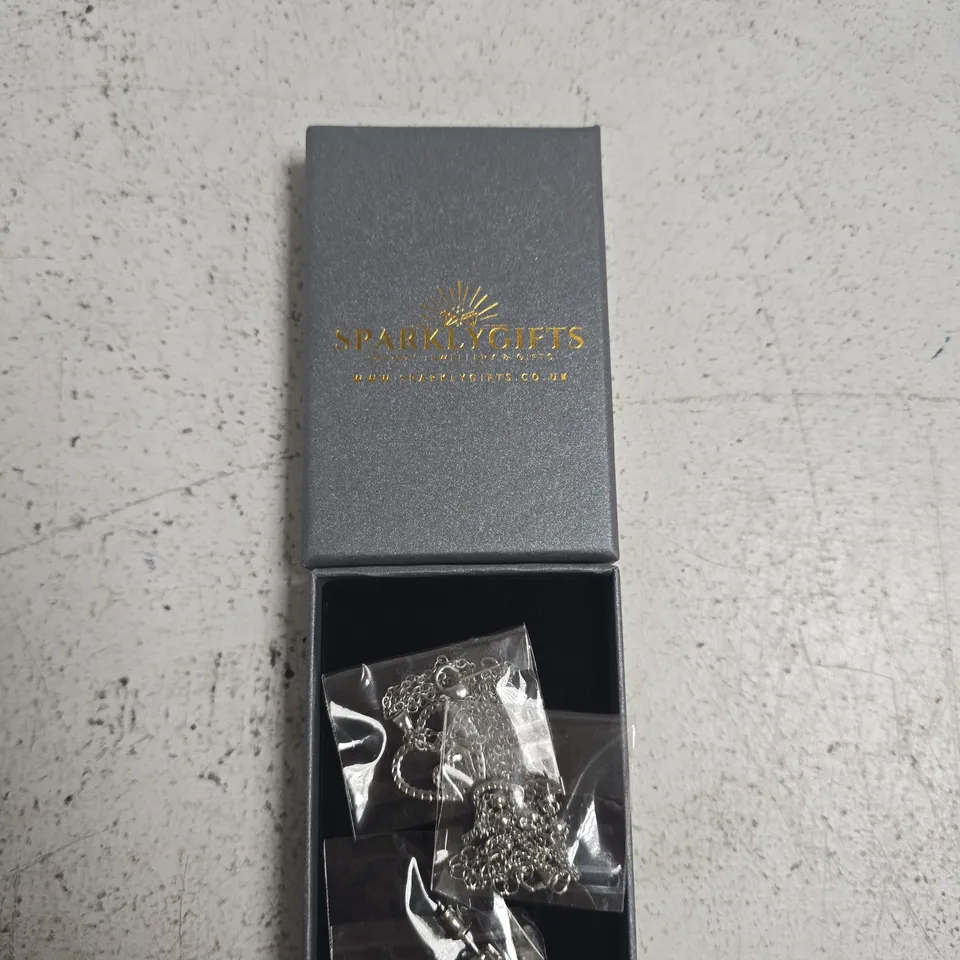 SPARKLY GIFTS SILVER-TONE HEART PENDANT NECKLACES AND EARRINGS – PRESENTATION BOX