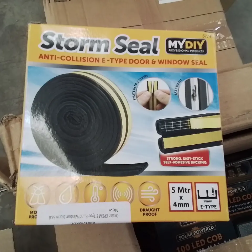 BOX CONTAINING APPROXIMATELY 12 BRAND NEW STORM SEAL ANTI-COLLISION E-TYPE DOOR AND WINDOW SEAL