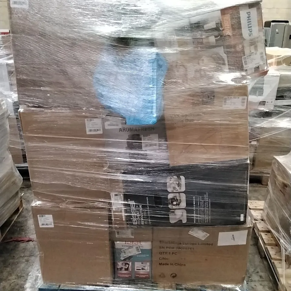 PALLET OF APPROXIMATELY 28 UNPROCESSED RAW RETURN HOUSEHOLD AND ELECTRICAL GOODS TO INCLUDE;