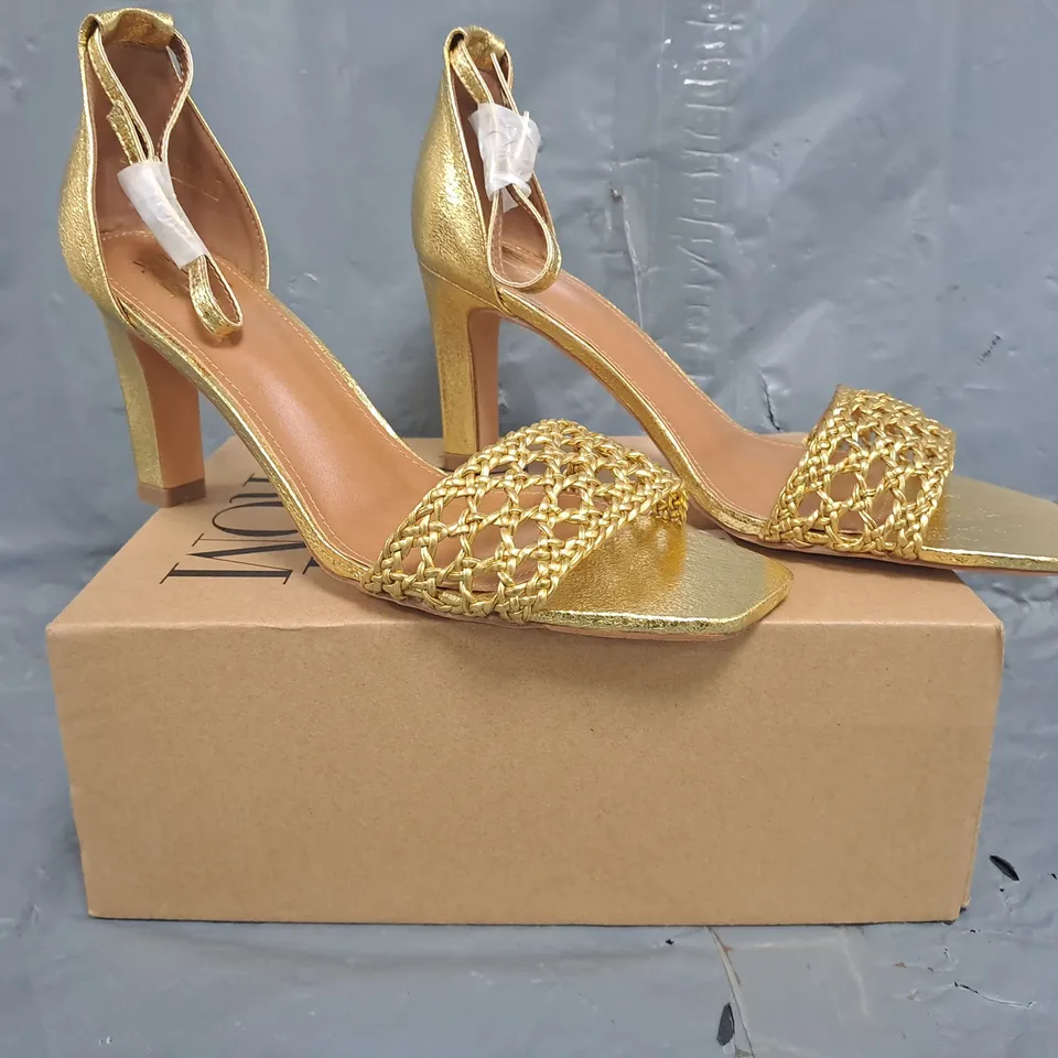 BOXED PAIR OF WHERE'S THAT FROM OPEN TOE HEELED SANDALS IN METALLIC GOLD SIZE UK 7