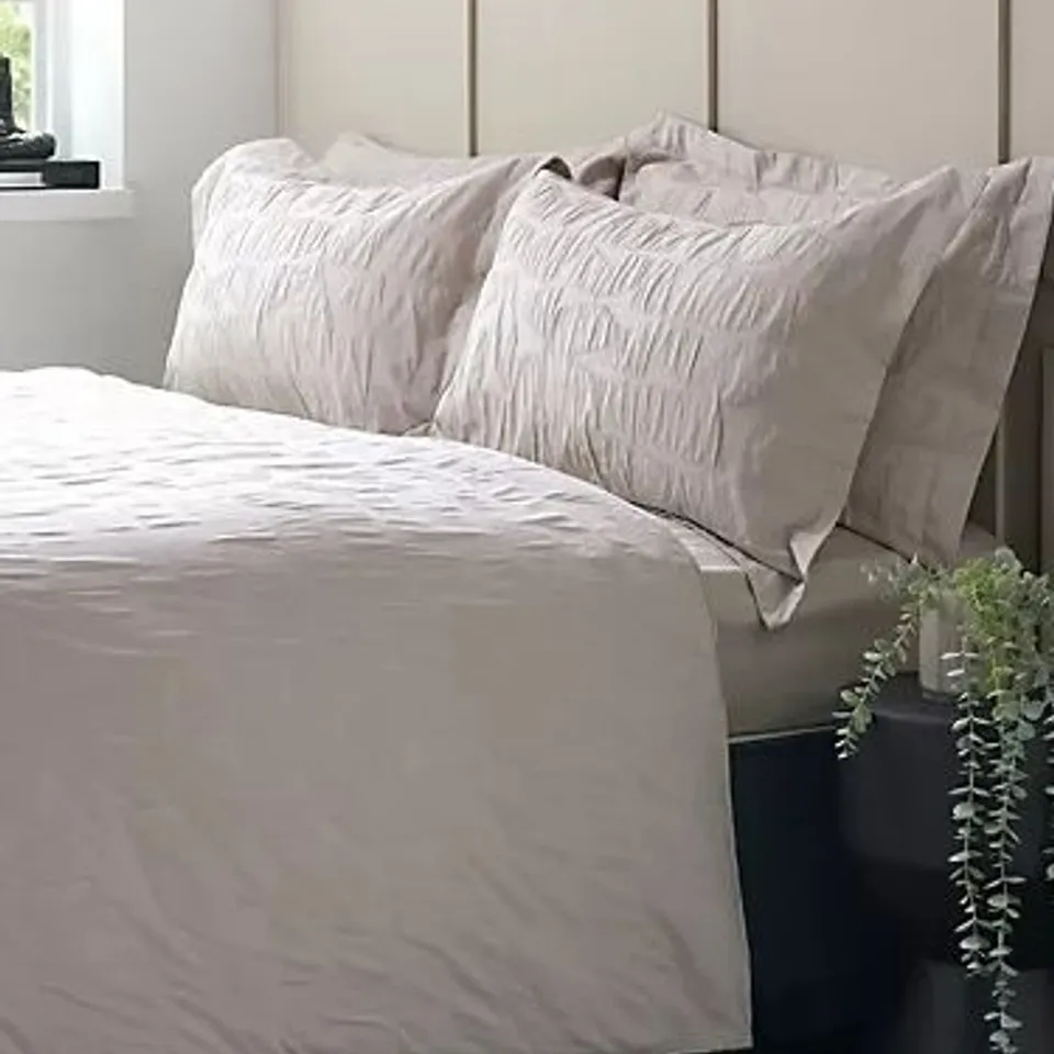 K BY KELLY HOPPEN 100% COTTON MATELASSE JACQUARD 6 PIECE DUVET SET TAUPE SUPER KING