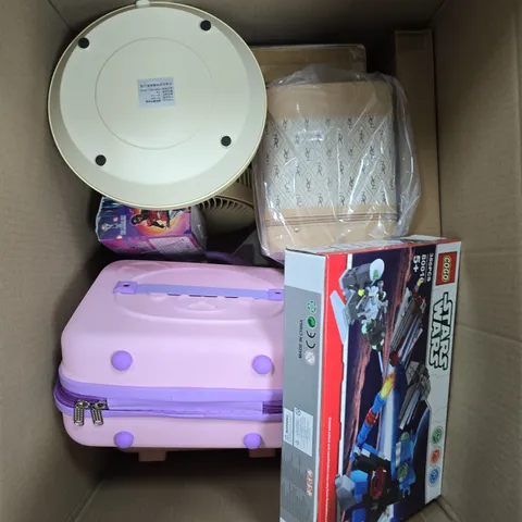APPROXIMATELY 8 ASSORTED HOUSEHOLD PRODUCTS TO INCLUDE FAN, FOOTBALL CARDS, STORAGE CASE ETC 