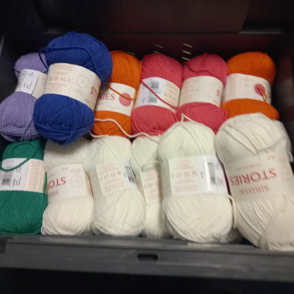 LOT OF ASSORTED HOUSEHOLD ITEMS TO INCLUDEDRAPER HOSE CONNECTORS, KNITTING YARN AND CONVERSATION CARDS