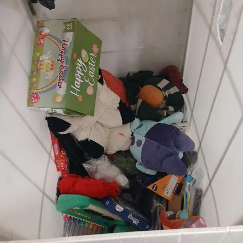 MIXED LOT OF CHILDREN'S TOYS AND SOFT TOYS; EASTER BOX AND DIY TRACK SET INCLUDED
