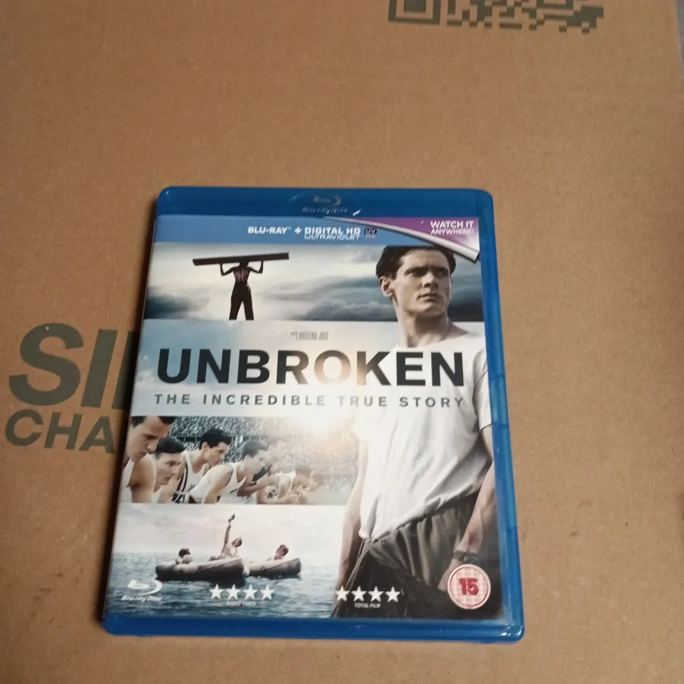 APPROXIMATELY 20 ASSORTED DVDS INCLUDING PLANET EARTH II , DISNEY A CHRISTMAS CAROL AND UNBROKEN