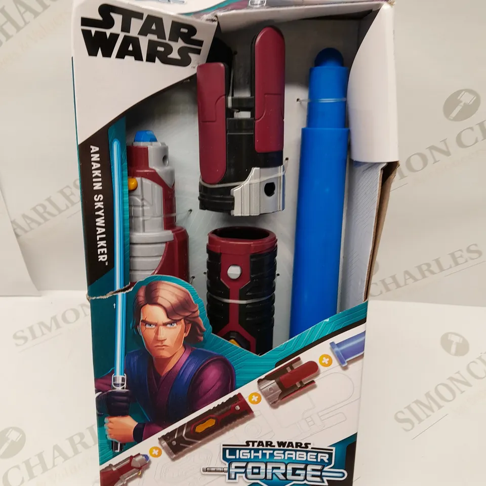 BRAND NEW BOXED STAR WARS LIGHT SABER FORGE ANAKIN SKYWALKER