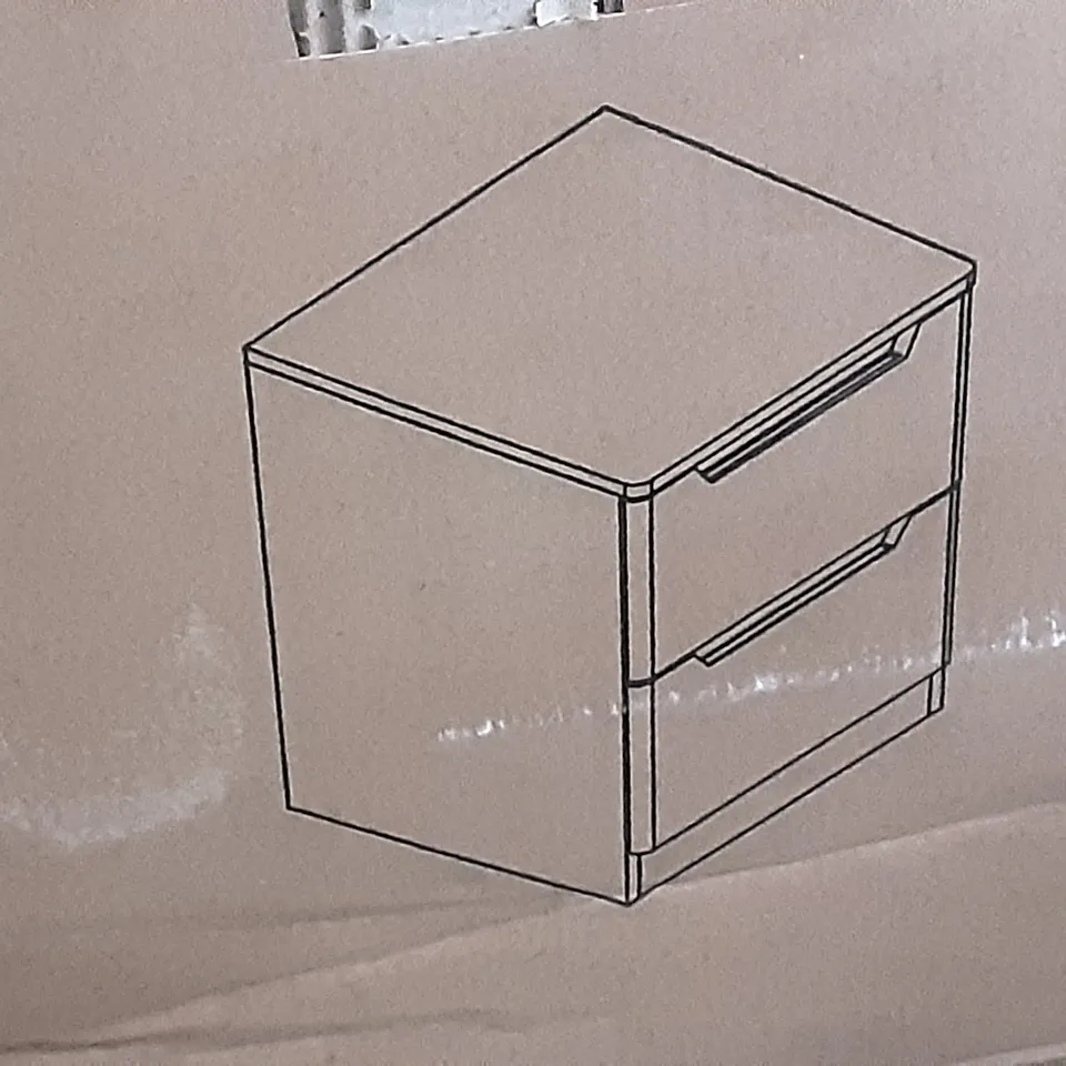 BOXED LARSON  2 DRAWER  BEDSIDE IN WHITE   H51.5 X W38 X D41CM 