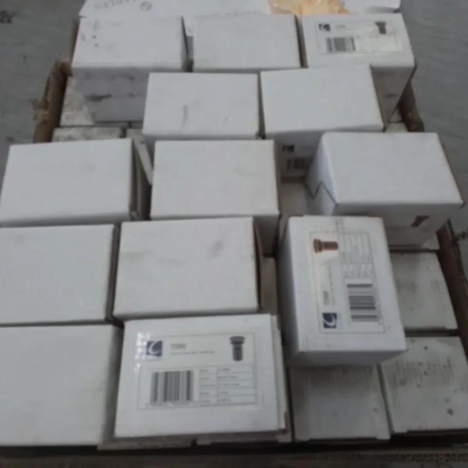 LOT OF APPROXIMATELY 60 BOXED CALYPSO SLOTTED CLICKER WASTE IN ROSE GOLD