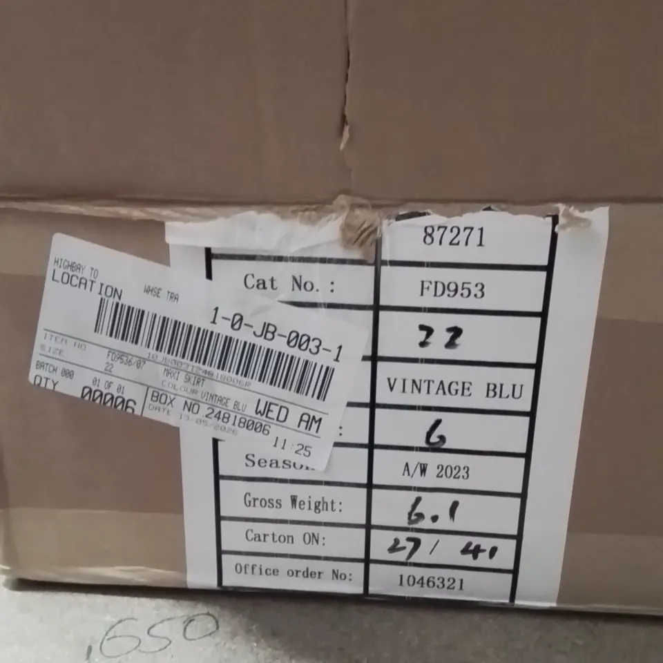 BOXED BRAND NEW APPROXIMATELY 6 SIMPLY BE VINTAGE BLUE MAXI SKIRT SIZE 22