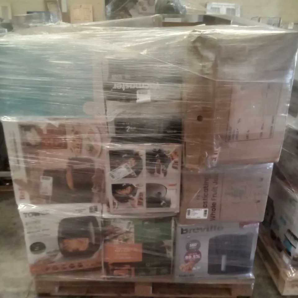 PALLET OF APPROXIMATELY 20 ASSORTED ITEMS INCLUDING 
