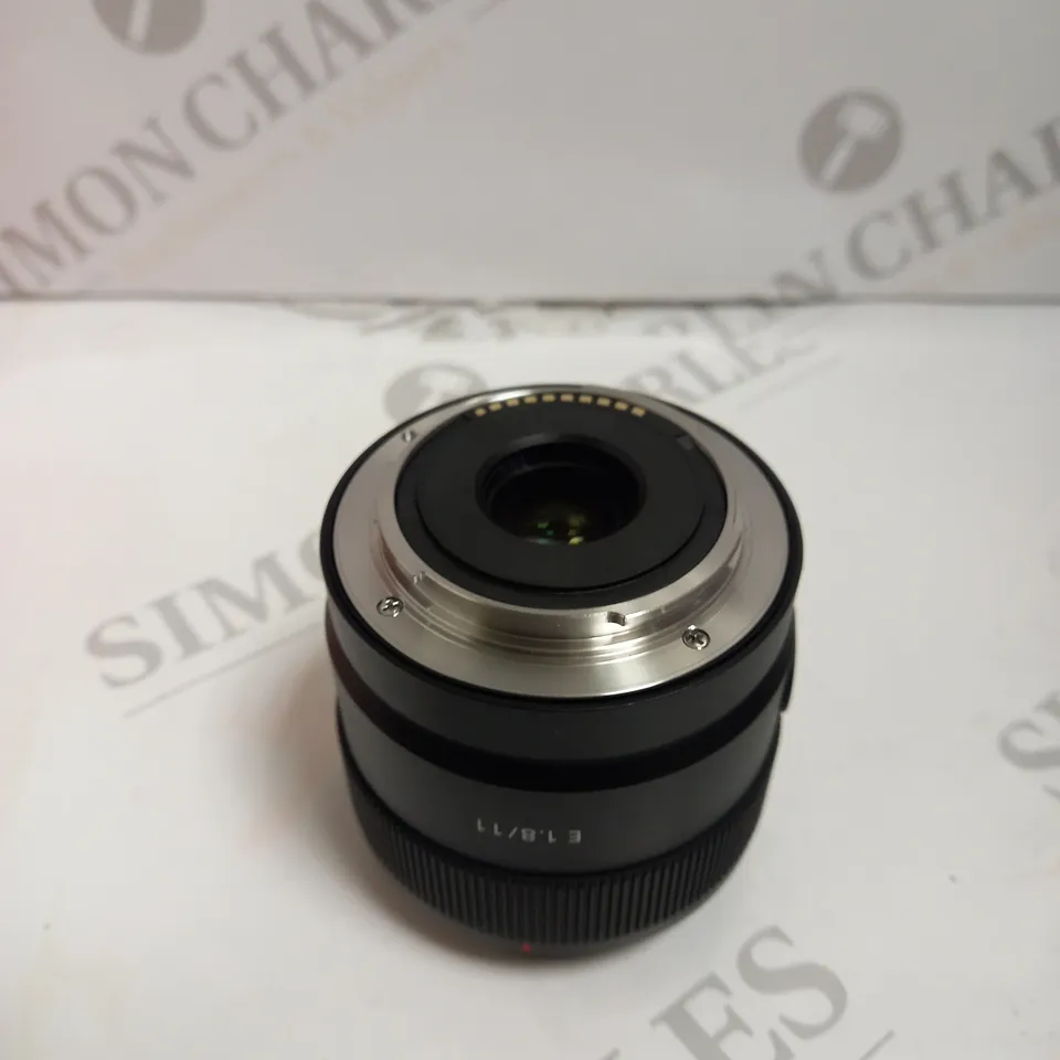 BOXED SONY E-MOUNT SEL11F18 11MM PRIME CAMERA LENS 