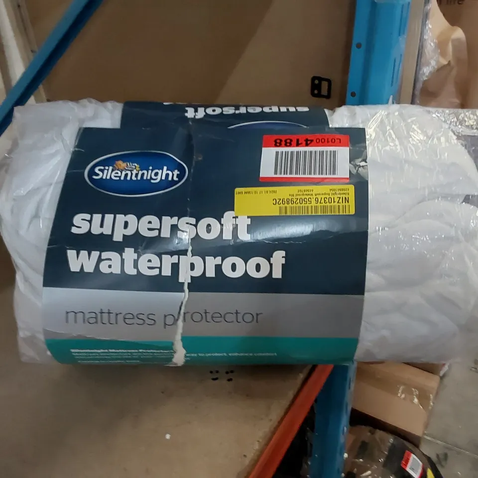 BAGGED SILENTNIGHT SUPERSOFT WATERPROOF MATTRESS PROTECTOR // SIZE: KING 